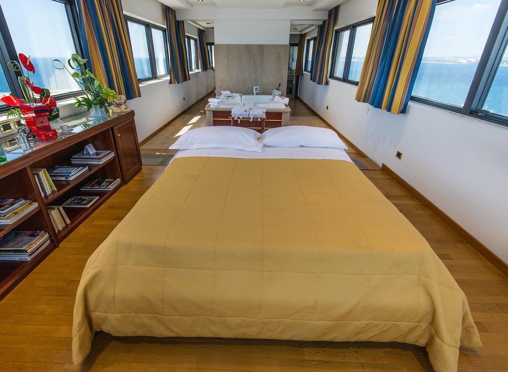 Hotel Bellavista Club-Caroli Hotels Gallipoli Esterno foto